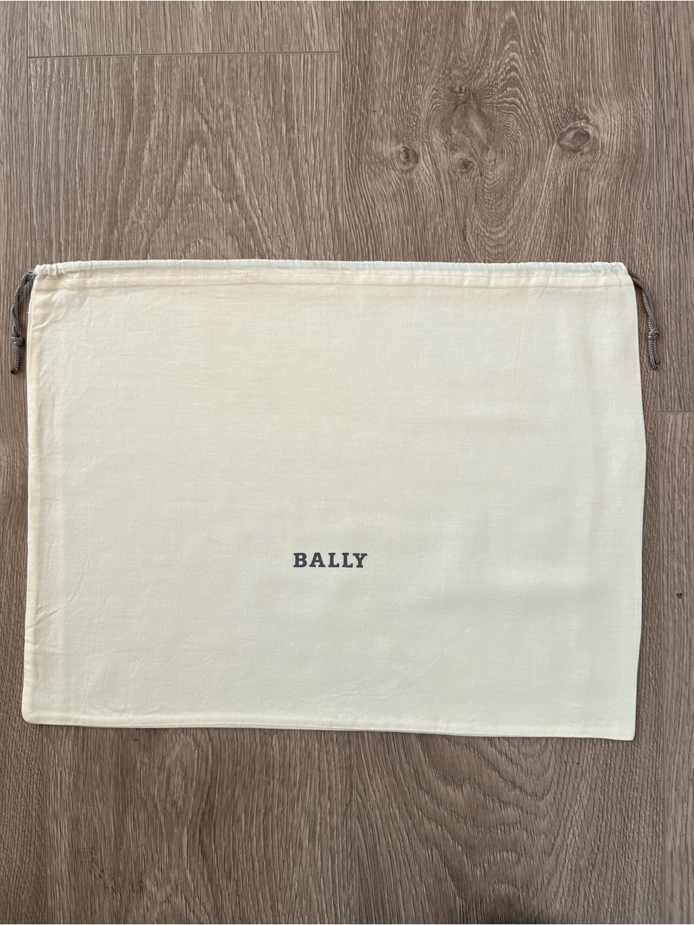 Bally dust bag (C971)